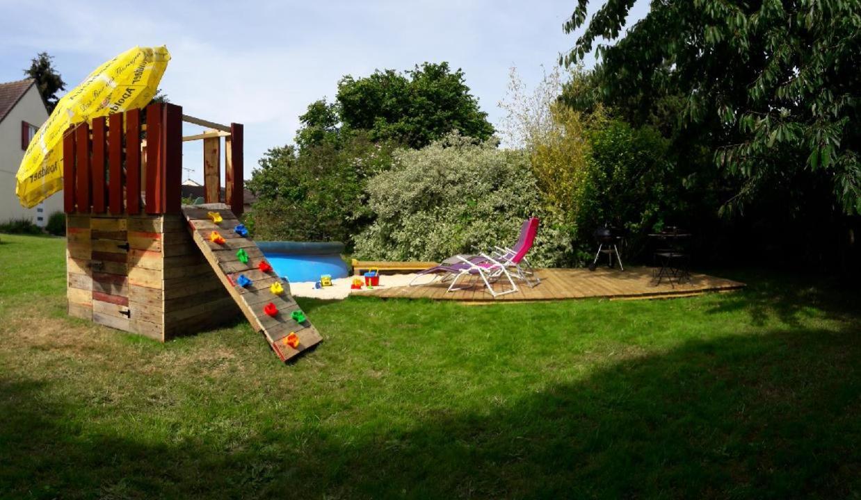 Bruse & Co Bed and Breakfast Oissery Exterior foto